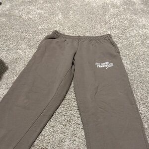 Gray Gildan tennis Sweatpants